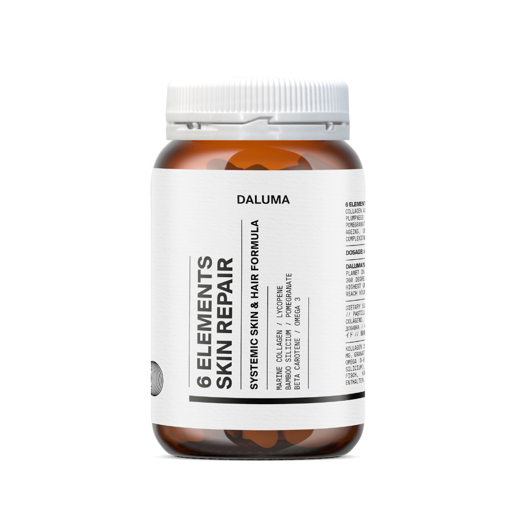 Eine braune Pillenflasche mit der Aufschrift DALUMA SIX ELEMENTS SKIN KOLLAGEN KAPSELN mit weißer Kappe und Etikett, die Nahrungsergänzungsmittel für die Reparatur von Haut und Haar enthält. Die Formel unterstützt die Regeneration der Haut mit Omega 3 und Meereskollagen.